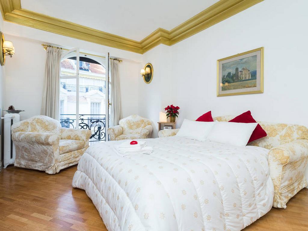 Imperial Res. Negresco Five Stars Holiday House Niza Habitación foto